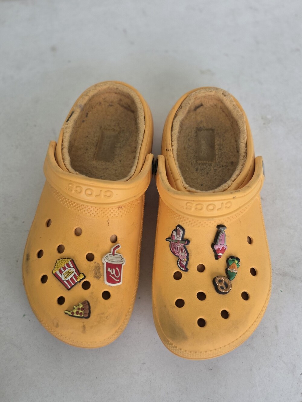 Crocs Classic Lined Clogs Orange M9 W11 Fleece Jibbitz Charms Slip On Unisex